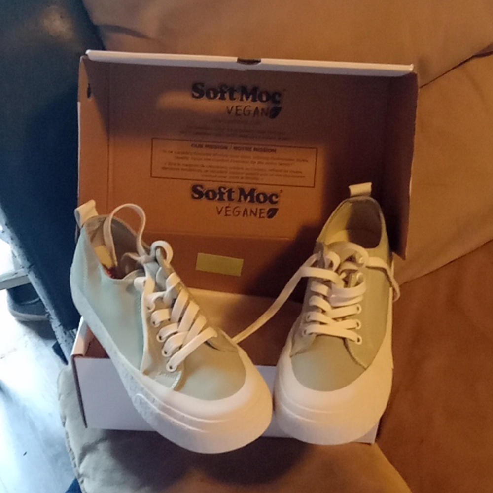 Soft Moc vegan leather running shoes  7.5 sage color NWT